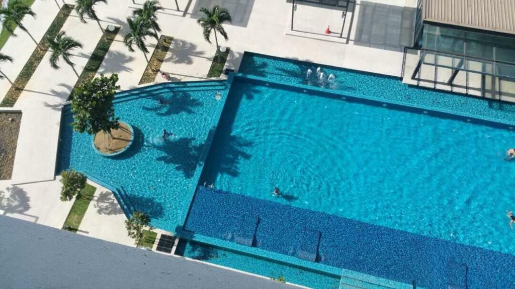 Alami Homestay Trefoil كوالا سيلانجور المظهر الخارجي الصورة