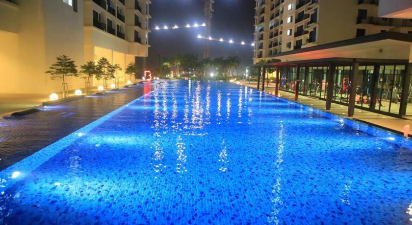 Alami Homestay Trefoil كوالا سيلانجور المظهر الخارجي الصورة